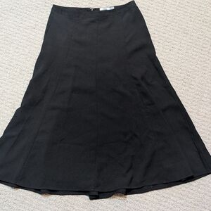 Old Navy Women's Size 6 Black Zip Up Skirt Knee Length